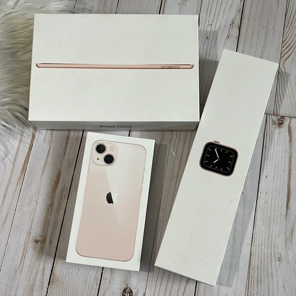 Apple Accessories - Apple boxes.  Empty